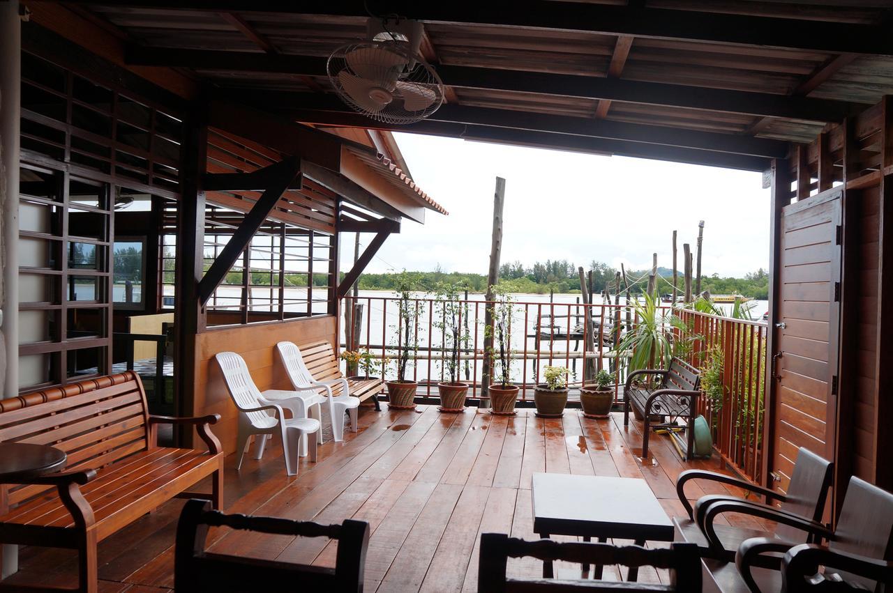 At Pier Hostel Lanta Koh Lanta Ngoại thất bức ảnh